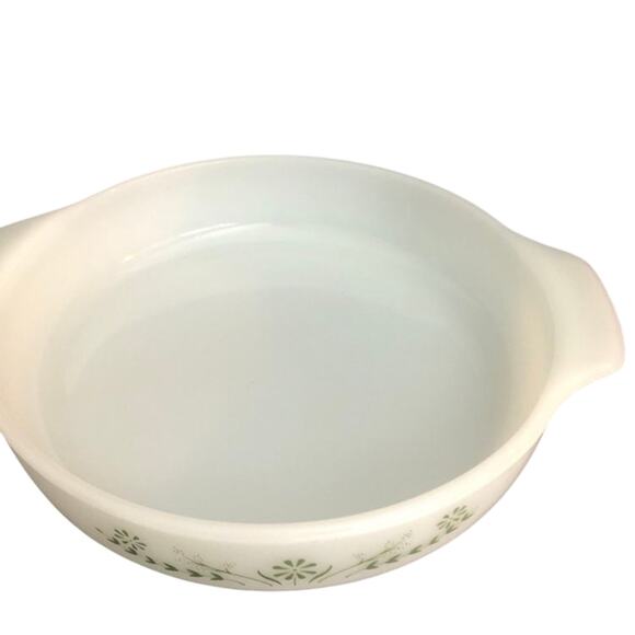 Vintage Glasbake Milk Glass Daisy Casserole Dish 9X2 - Picture 2 of 6